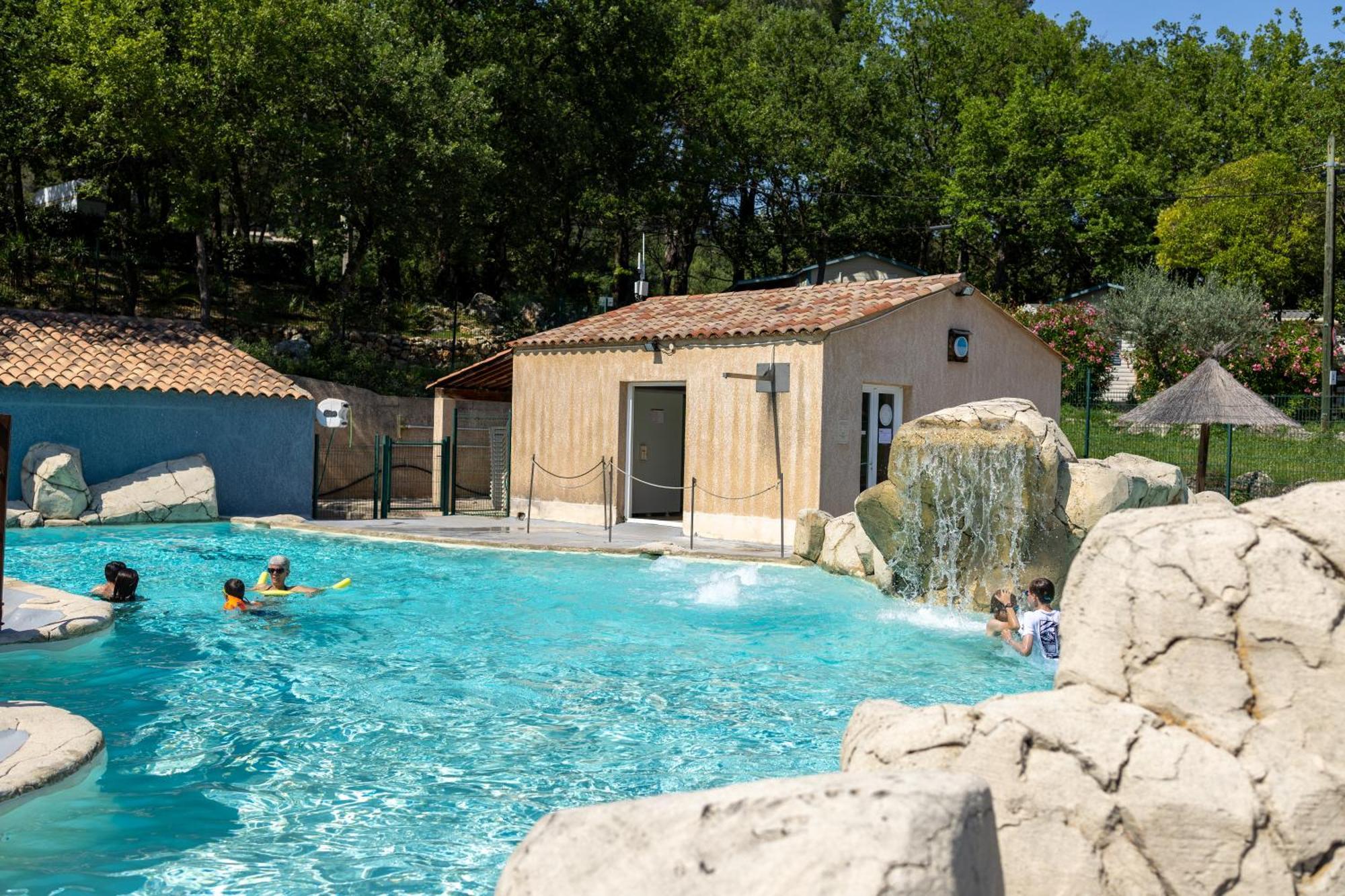 Camping Domaine Villa Verde Callas Ngoại thất bức ảnh